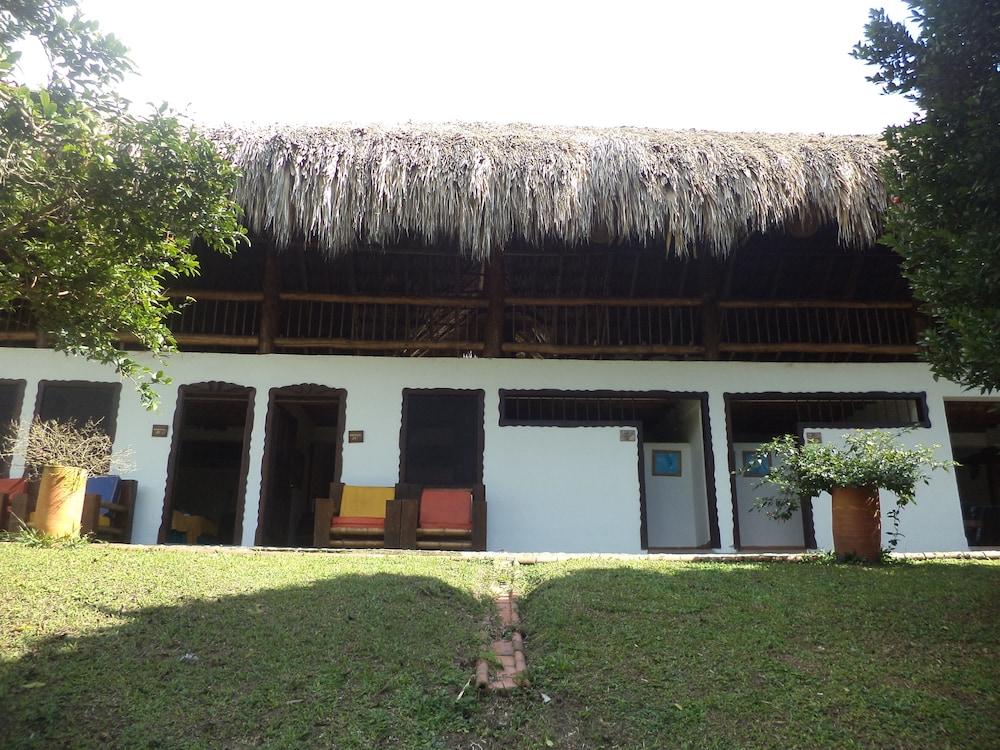 Hotel Hacienda Combia Эль-Каймо Экстерьер фото